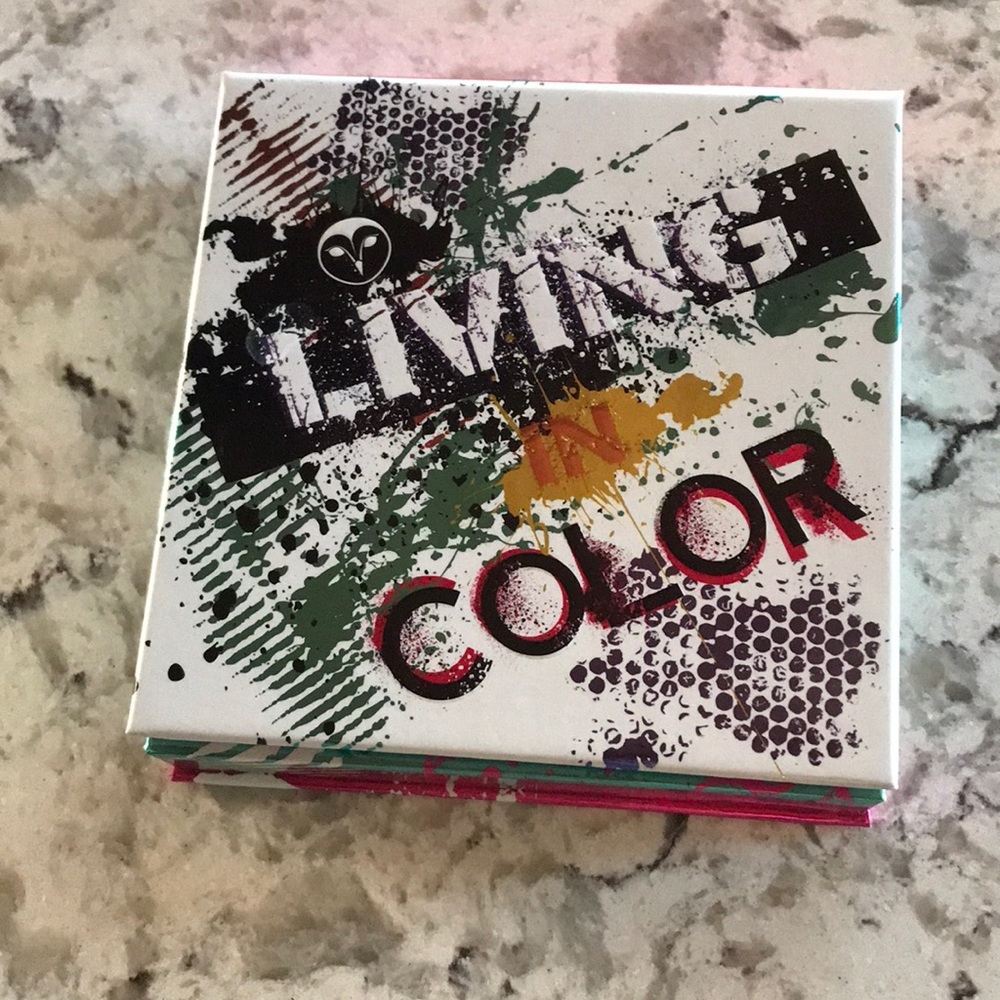Living Color eye pallet